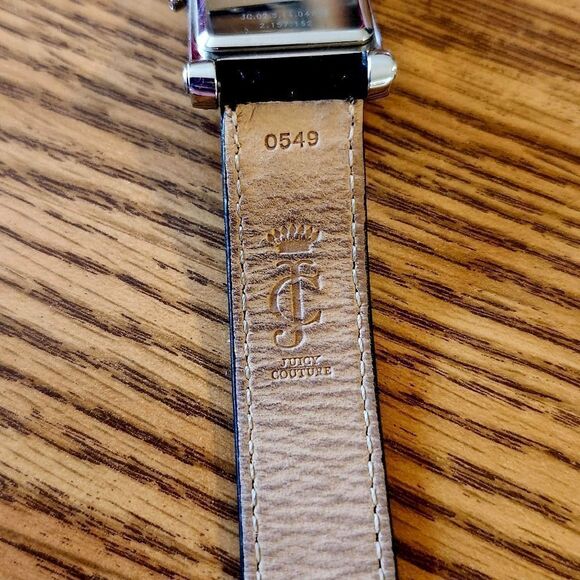 JUICY COUTURE Double Wrap Leather and Crystal Vintage Watch VINTAGE INSPIRED - Picture 5 of 10